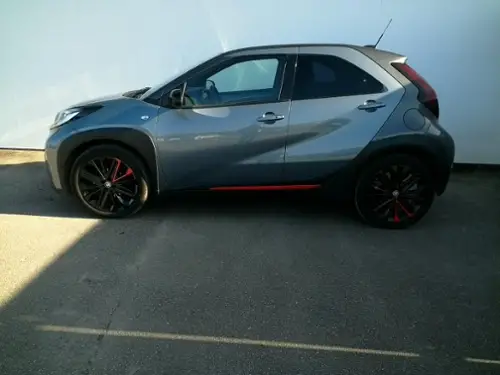 AYGO X AYGO X